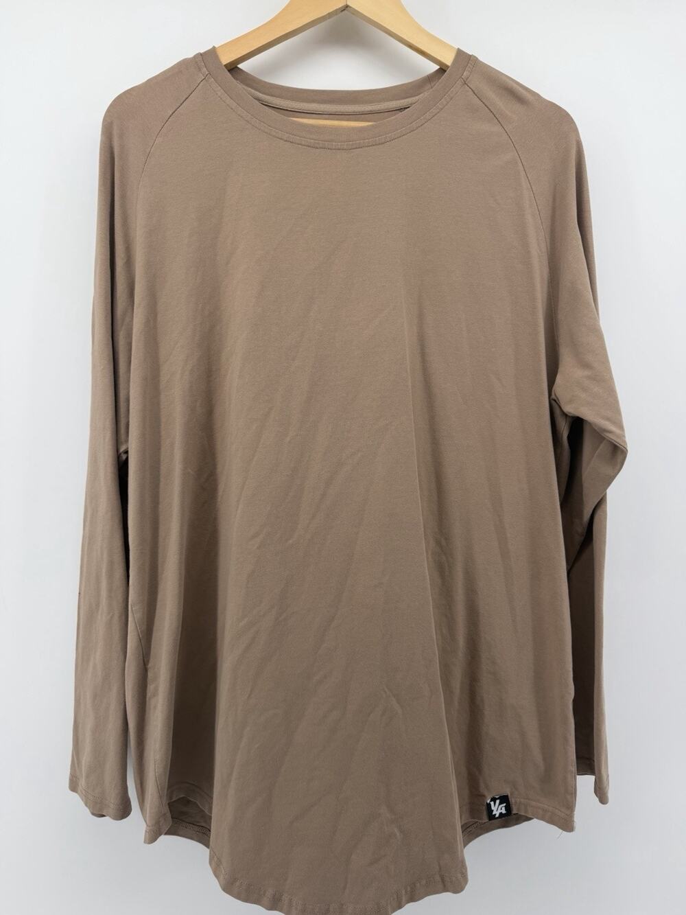YoungLA Mens XXL Brown Long Sleeve Shirt Raglan Gym Workout Athletic YLA 2XL